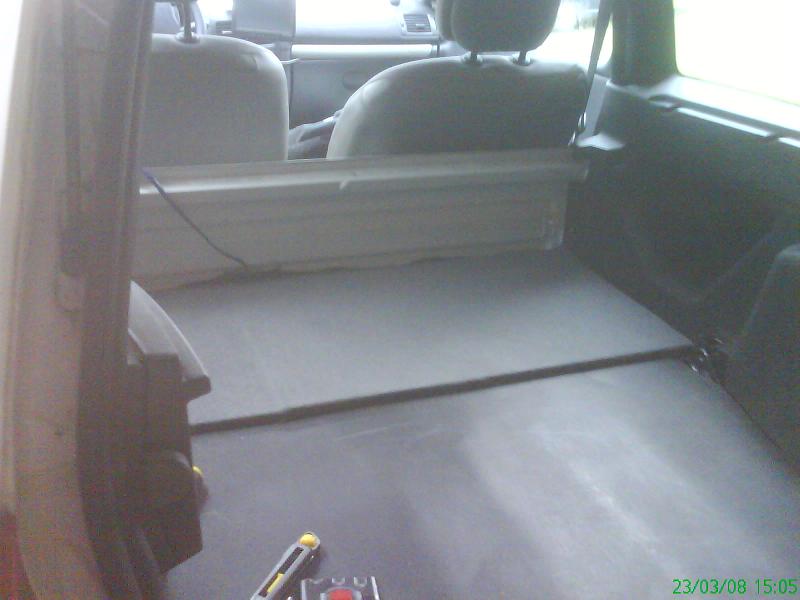 http://www.k1der.net/~surprise/carmedia/DSC00138.JPG